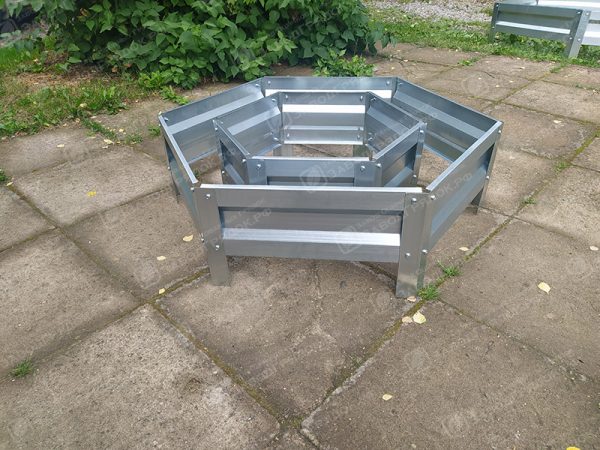 2-czink.jpg Клумба шестигранная оцинкованная (2 яруса) — изображение 1